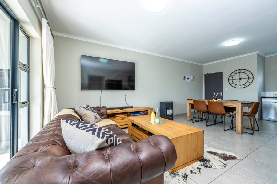 2 Bedroom Property for Sale in Protea Heights Western Cape